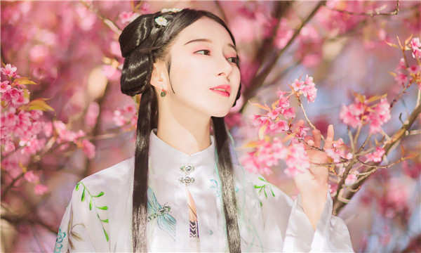 月湖供卵试管婴儿：助您实现家庭梦想的科学方案